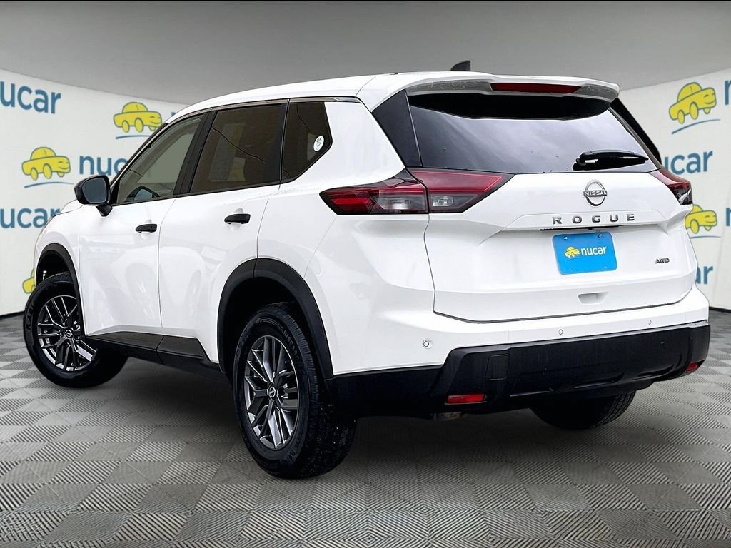 Certified 2024 Nissan Rogue S AWD/4WD image 4