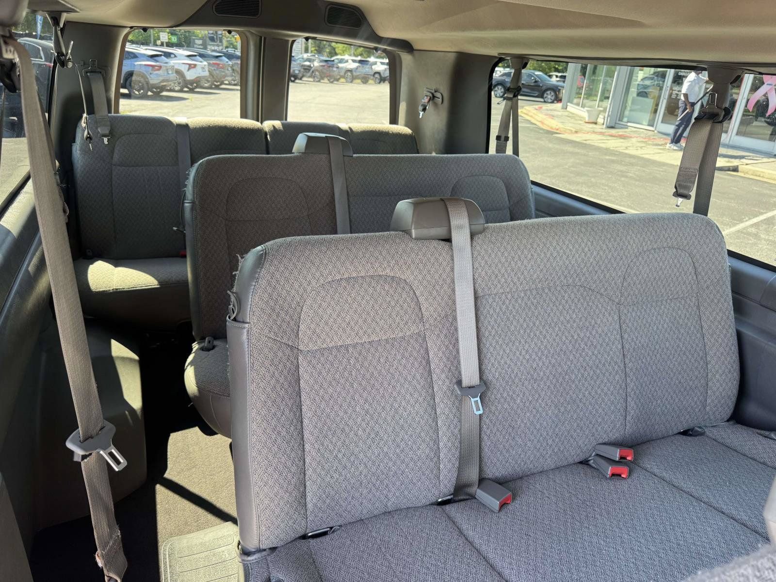 Used 2025 Chevrolet Express 3500 LT w/ LT Preferred Equipment Group RWD image 13