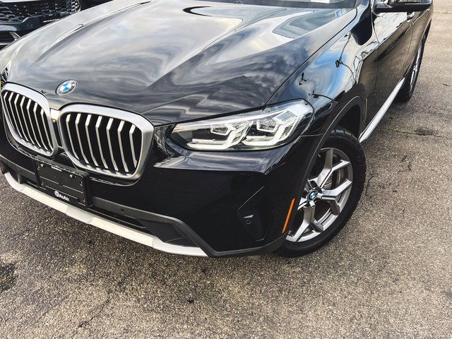 Used 2023 BMW X3 xDrive30i w/ Premium Essential Package image 2