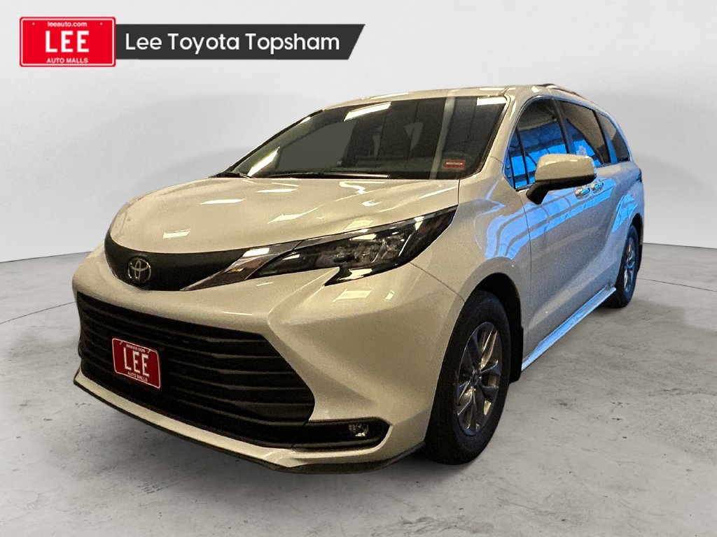 New 2026 Toyota Sienna XLE