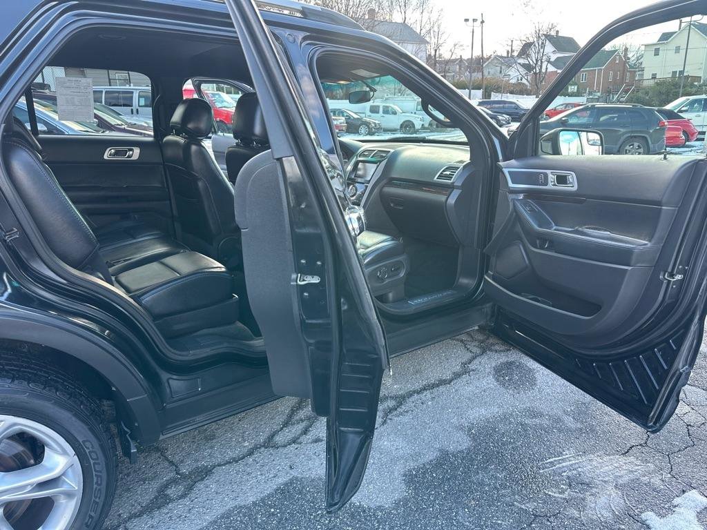 Used 2013 Ford Explorer Limited AWD/4WD image 31