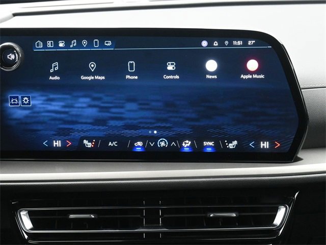 Certified 2025 Chevrolet Traverse LT w/ Driver Confidence Package image 23