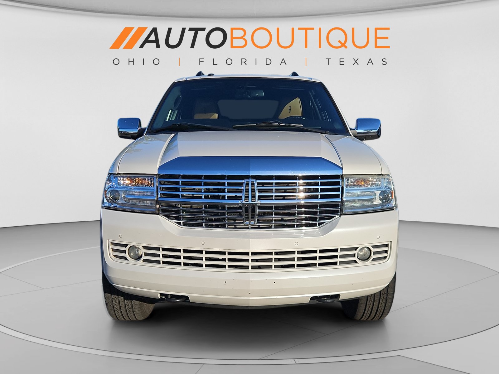 Used 2013 Lincoln Navigator 2WD image 8