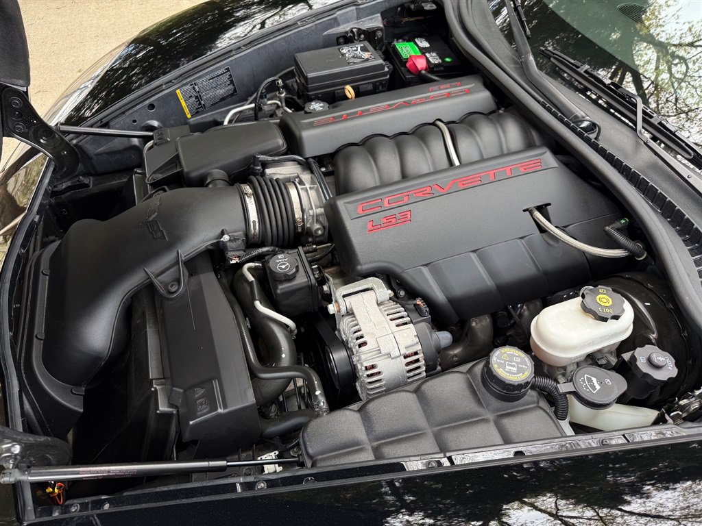 Used 2011 Chevrolet Corvette Convertible w/ Preferred Equipment Group RWD image 73