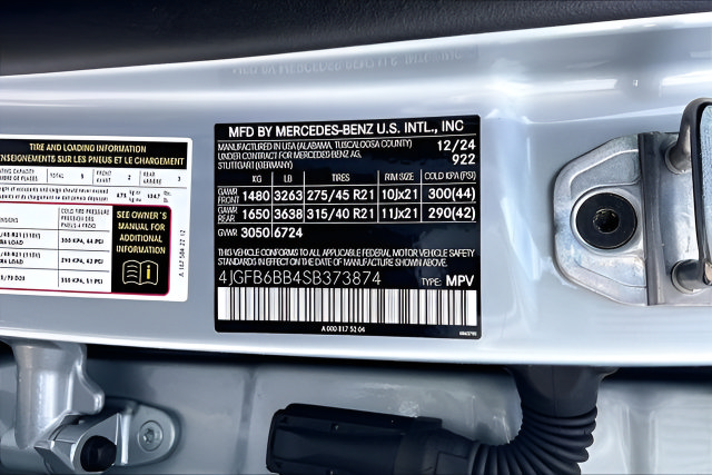 Certified 2025 Mercedes-Benz GLE 53 AMG 4MATIC image 12