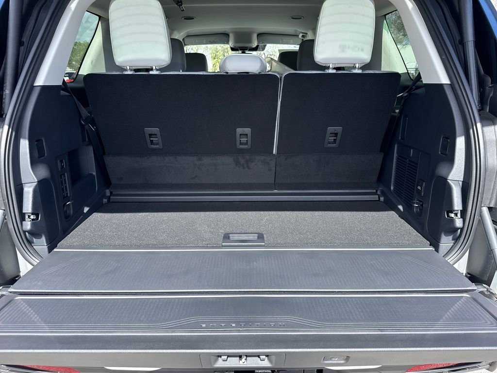 New 2026 Ford Expedition Active image 21