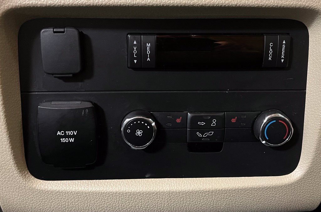 Used 2016 Ford Expedition EL Limited w/ Equipment Group 301A AWD/4WD image 49