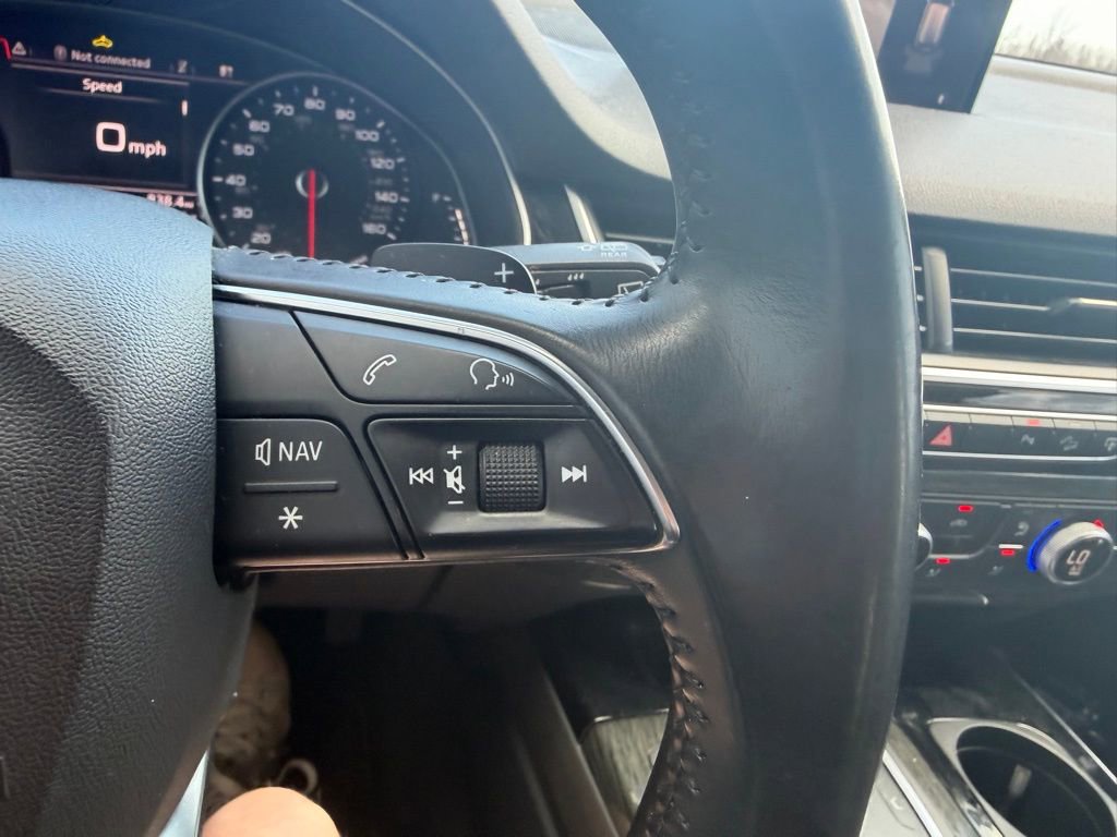 Used 2017 Audi Q7 3.0T Premium w/ Towing Package AWD/4WD image 19