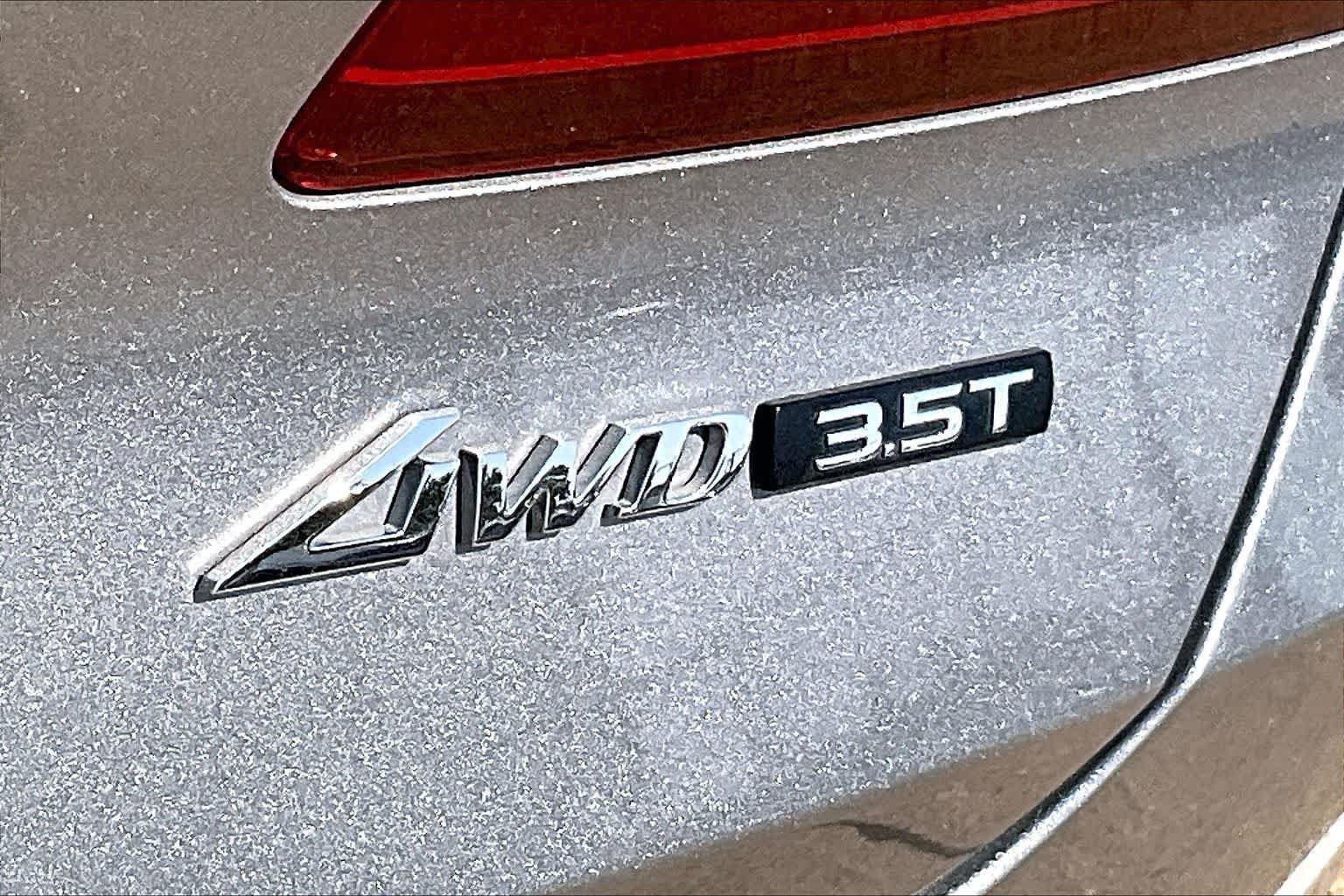 Used 2024 Genesis GV80 3.5T w/ Prestige Package AWD/4WD image 7