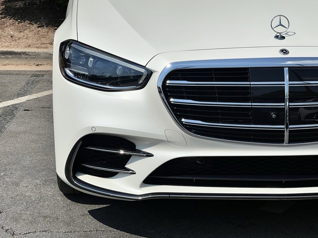 Used 2023 Mercedes-Benz S 580 4MATIC Sedan w/ AMG Line image 4
