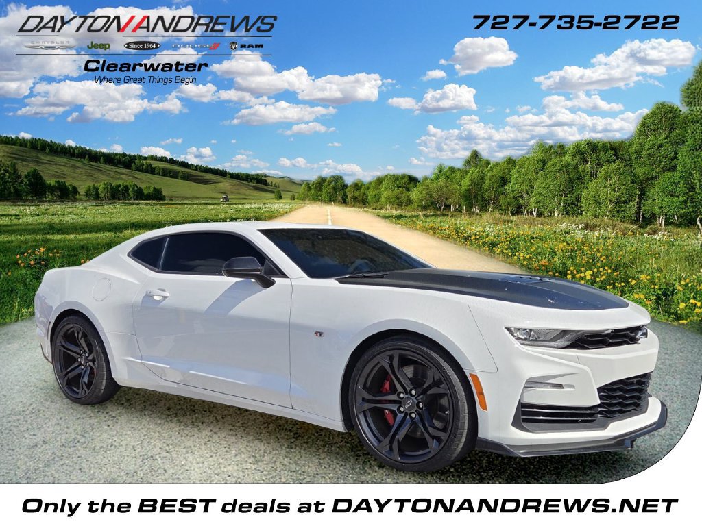 Used 2020 Chevrolet Camaro SS RWD image 1