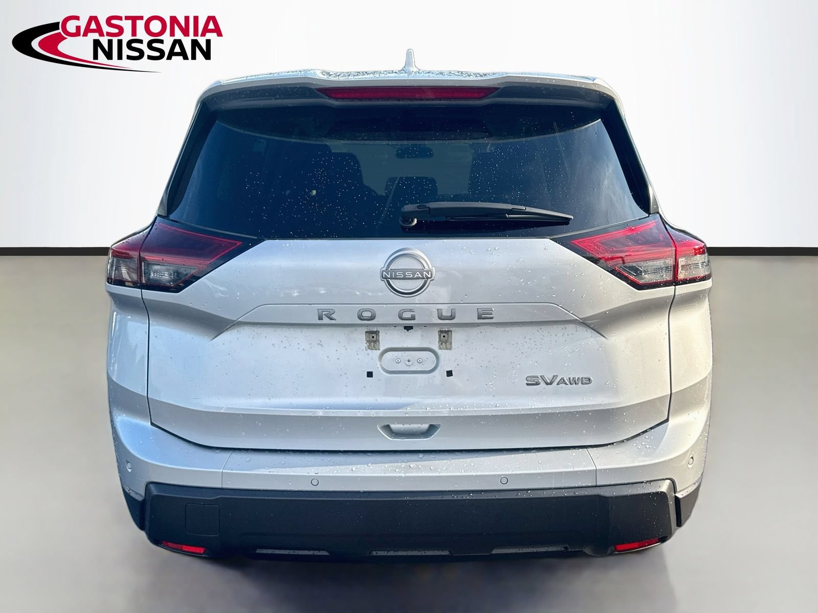 Used 2024 Nissan Rogue SV AWD/4WD image 7