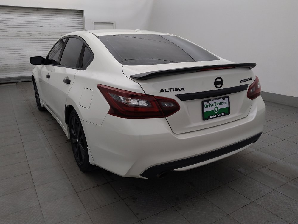 Used 2018 Nissan Altima 2.5 SR w/ SR Midnight Edition FWD image 5