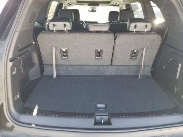 New 2026 GMC Acadia AT4 image 11