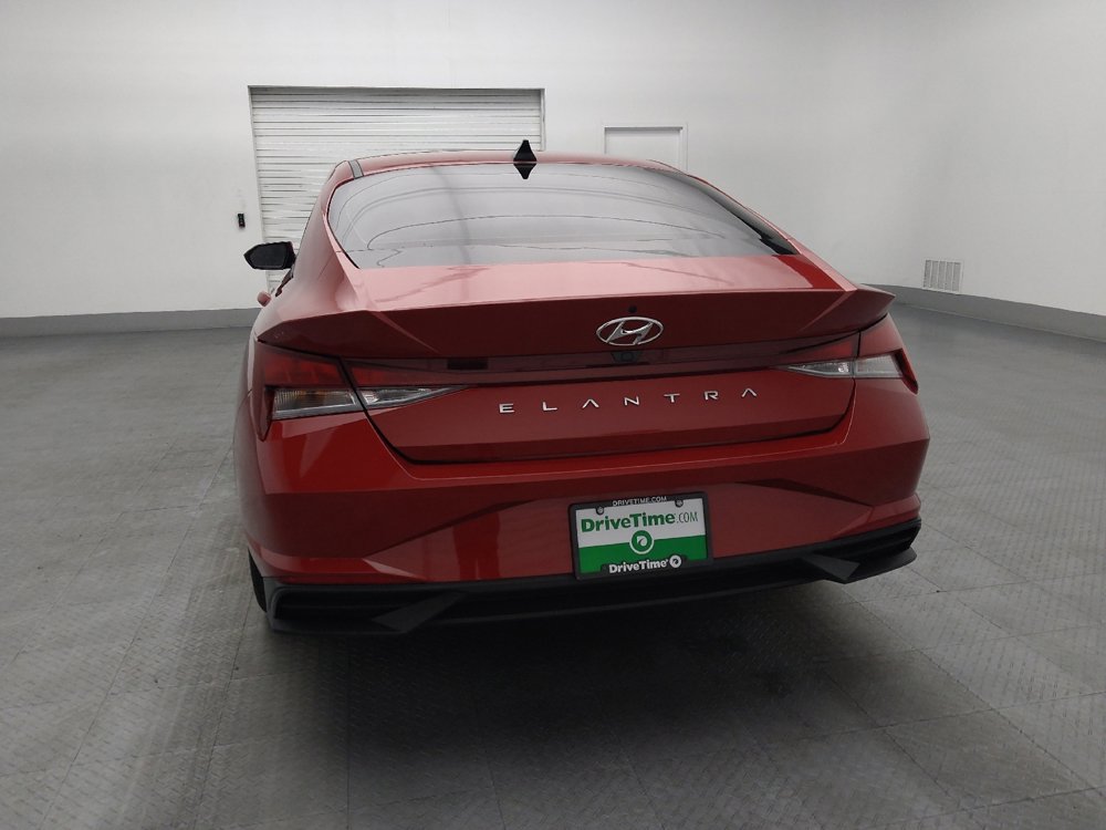 Used 2023 Hyundai Elantra SEL image 6
