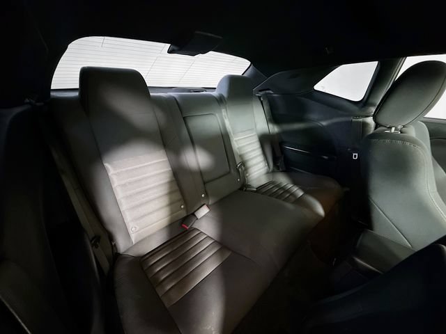 Used 2010 Dodge Challenger R/T RWD image 23