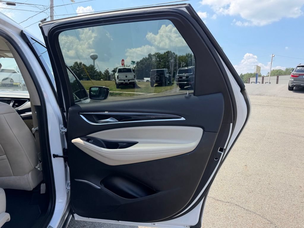 Used 2021 Buick Enclave Premium w/ Sun and Sites Package AWD/4WD image 33