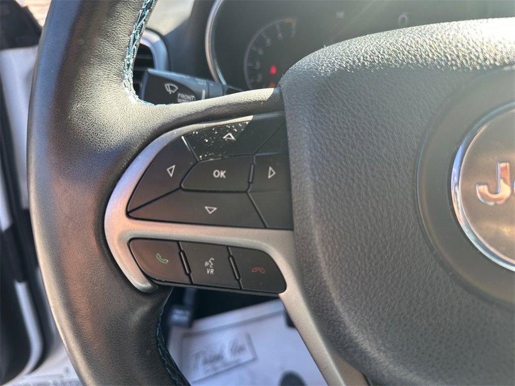 Used 2018 Jeep Grand Cherokee Laredo image 21