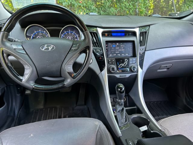 Used 2013 Hyundai Sonata Limited FWD image 10