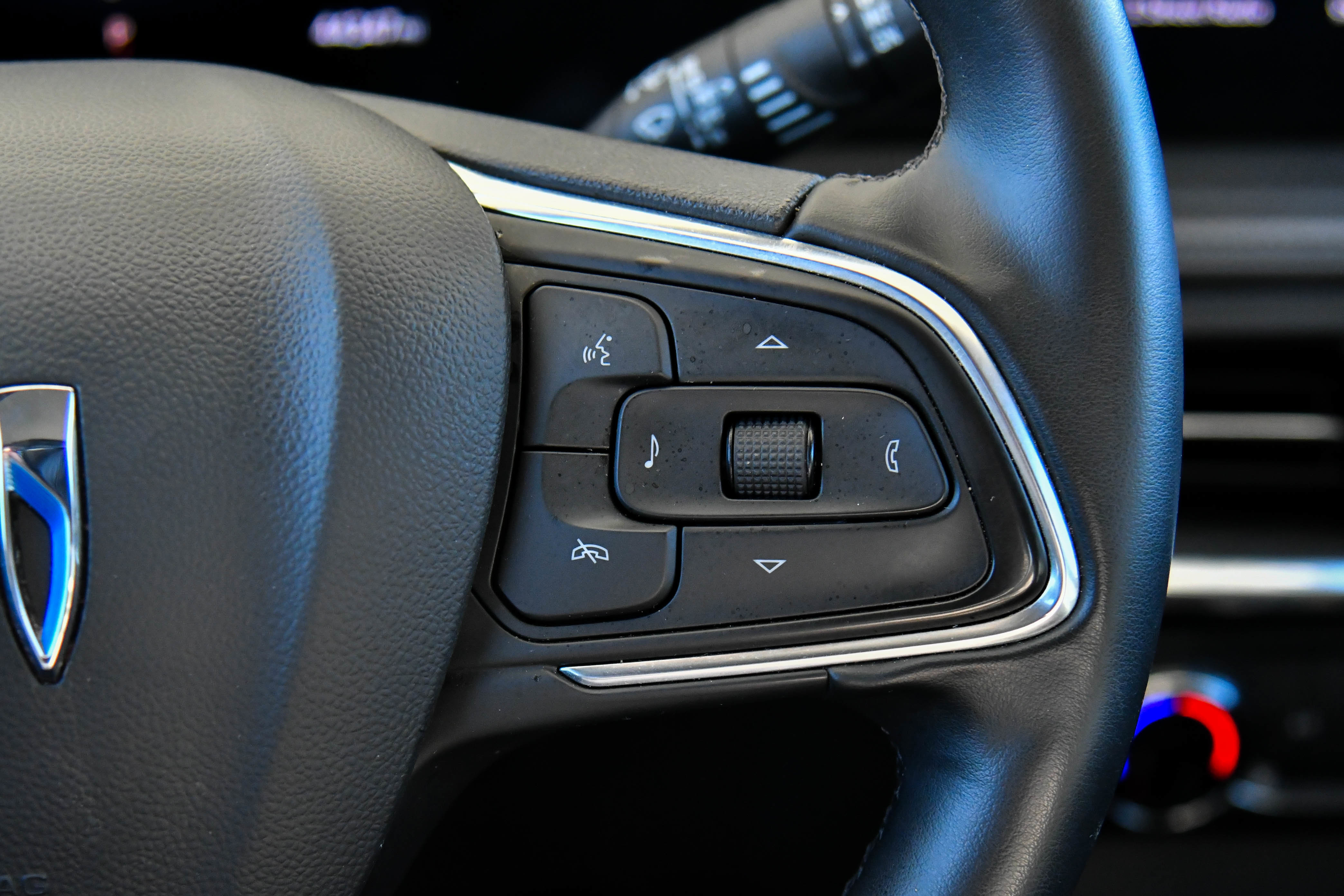 Used 2024 Buick Encore GX Sport Touring w/ Comfort Package image 29