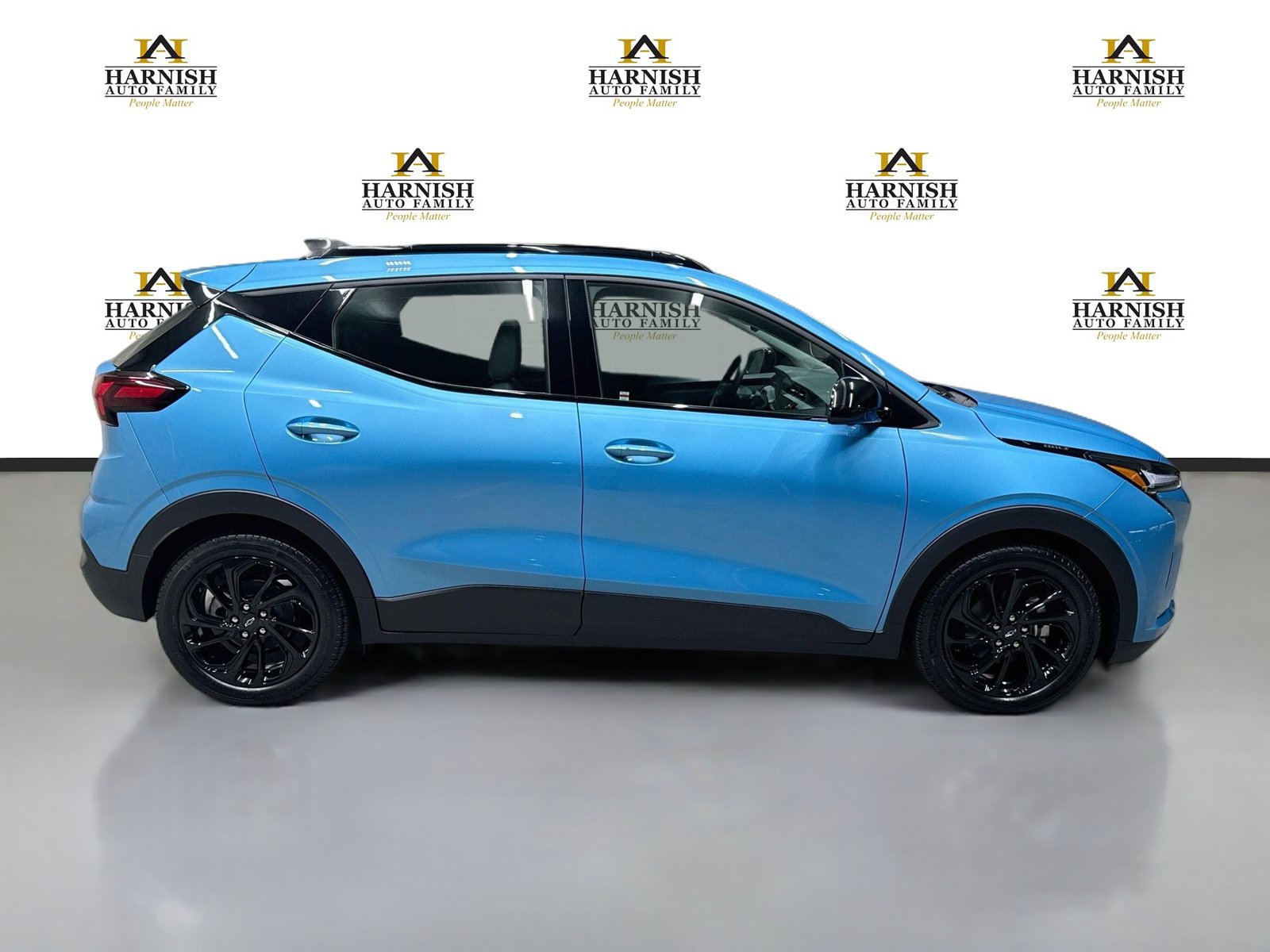 New 2027 Chevrolet Bolt RS w/ Technology Package FWD image 4