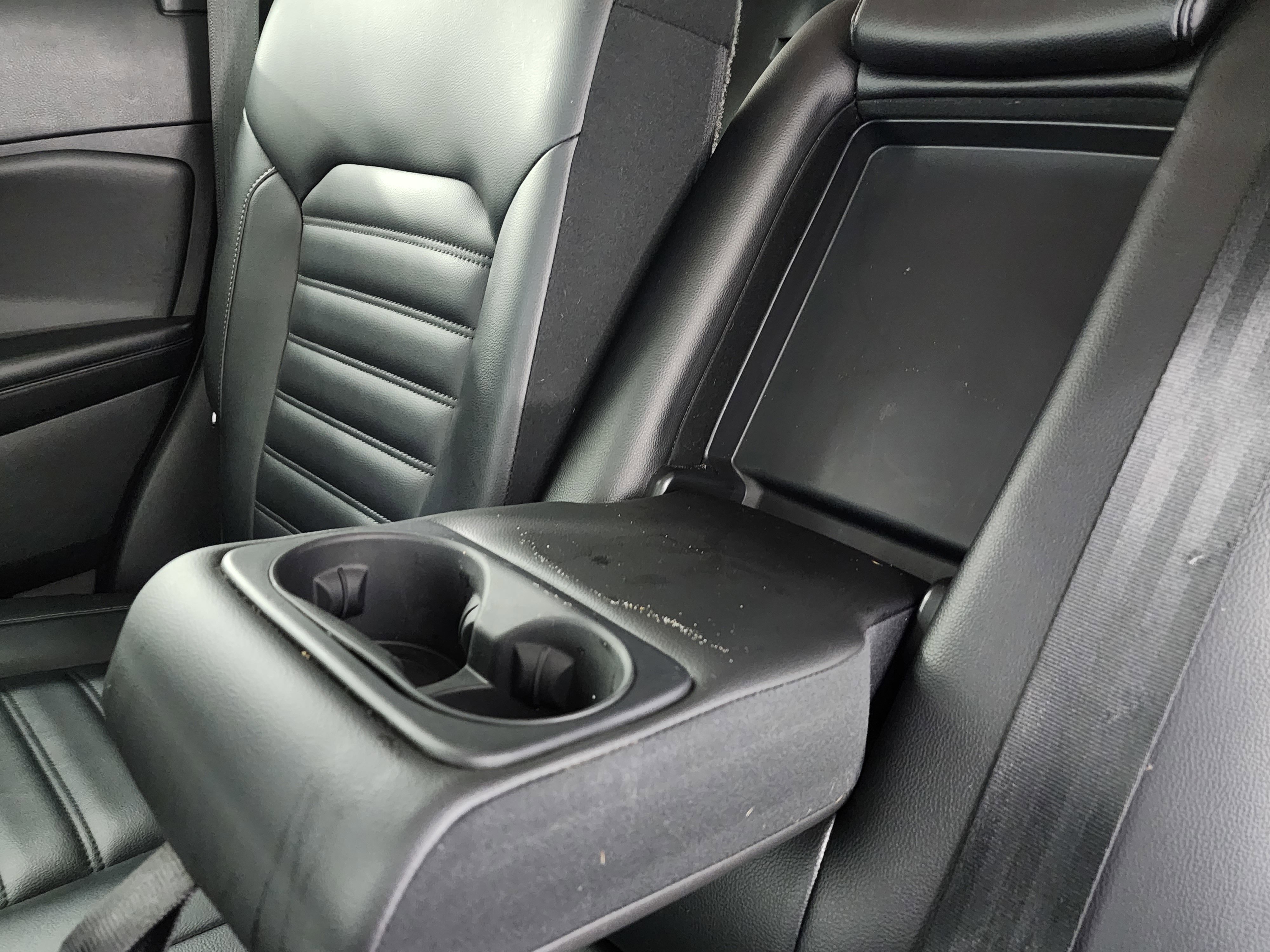 Used 2022 Ford Edge SEL image 33