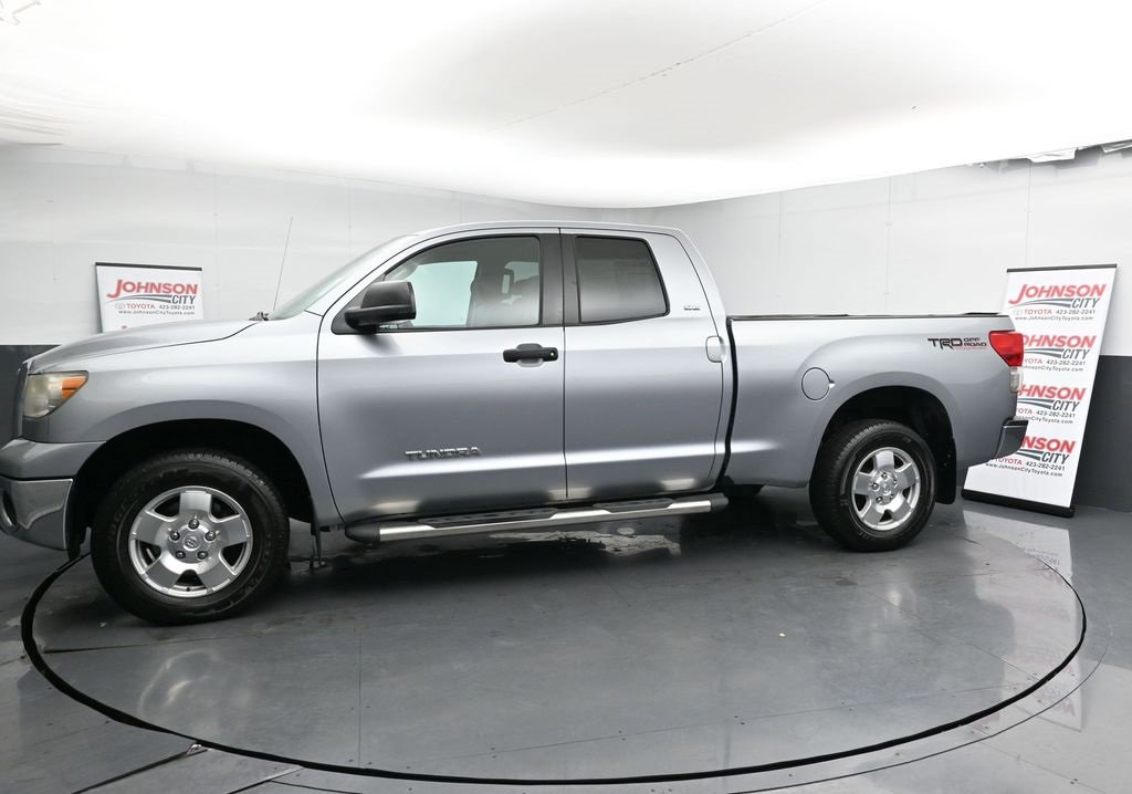 Used 2011 Toyota Tundra 4x4 Double Cab image 5
