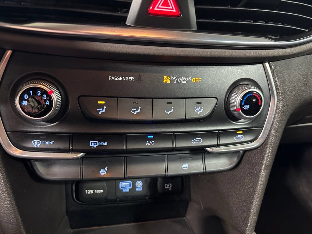 Used 2019 Hyundai Santa Fe SEL AWD/4WD image 18