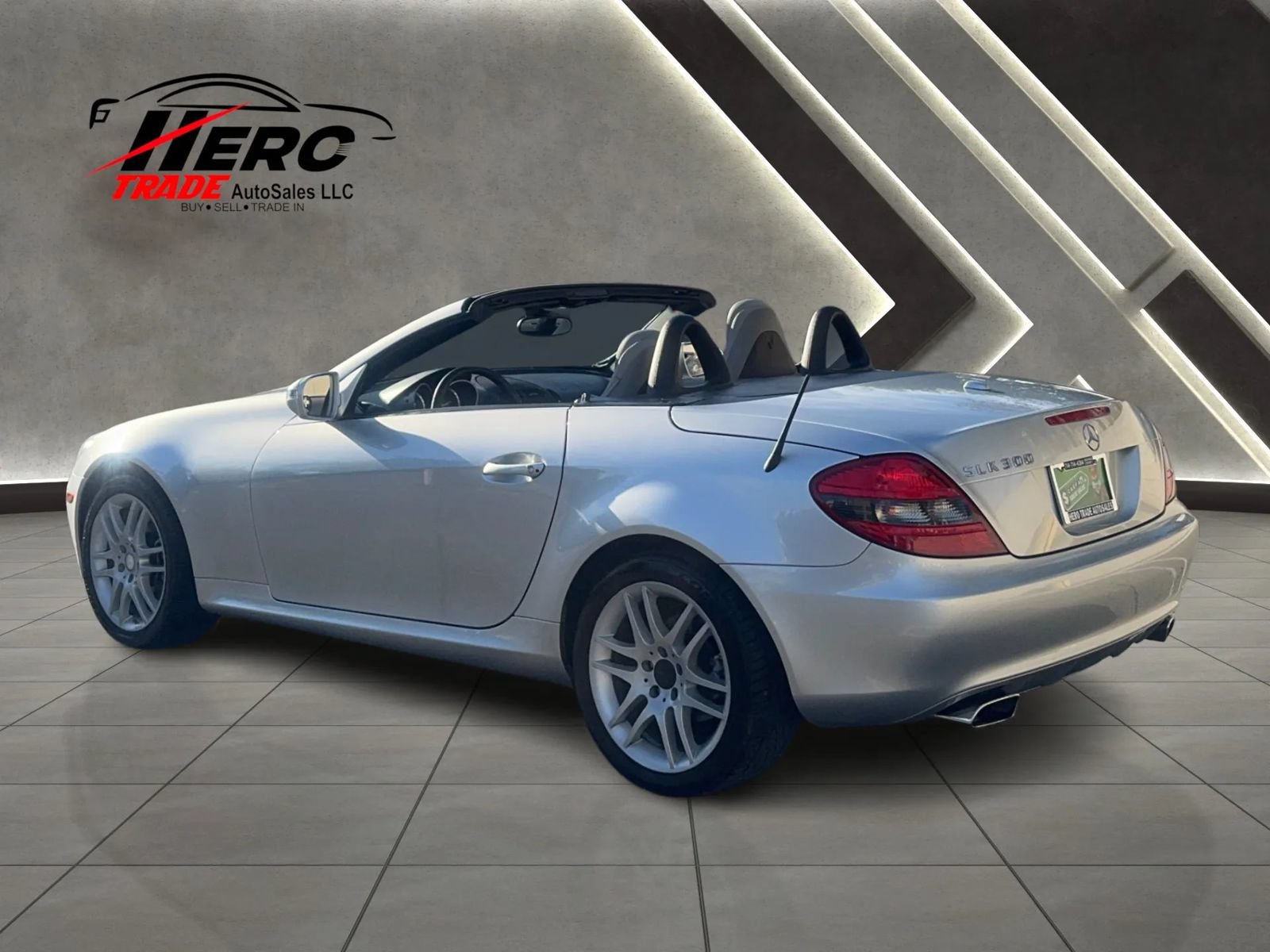 Used 2009 Mercedes-Benz SLK 300 image 24