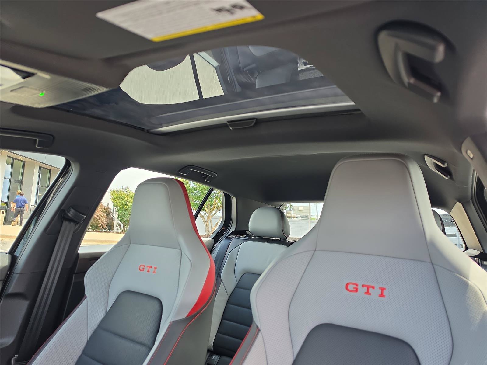 Certified 2025 Volkswagen GTI SE FWD image 23