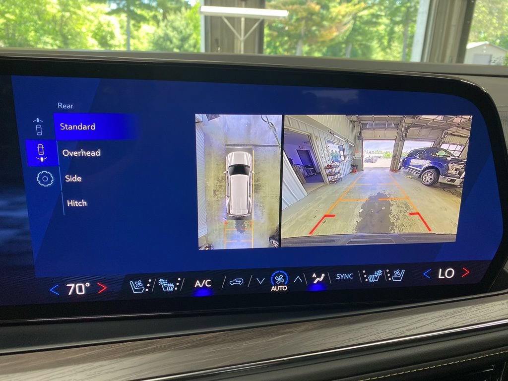 New 2026 Chevrolet Tahoe Premier w/ Sun And Tow Package AWD/4WD image 6