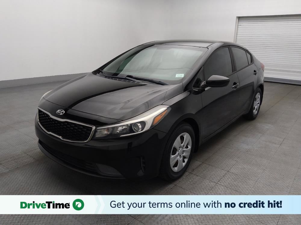 Used 2017 Kia Forte LX image 1