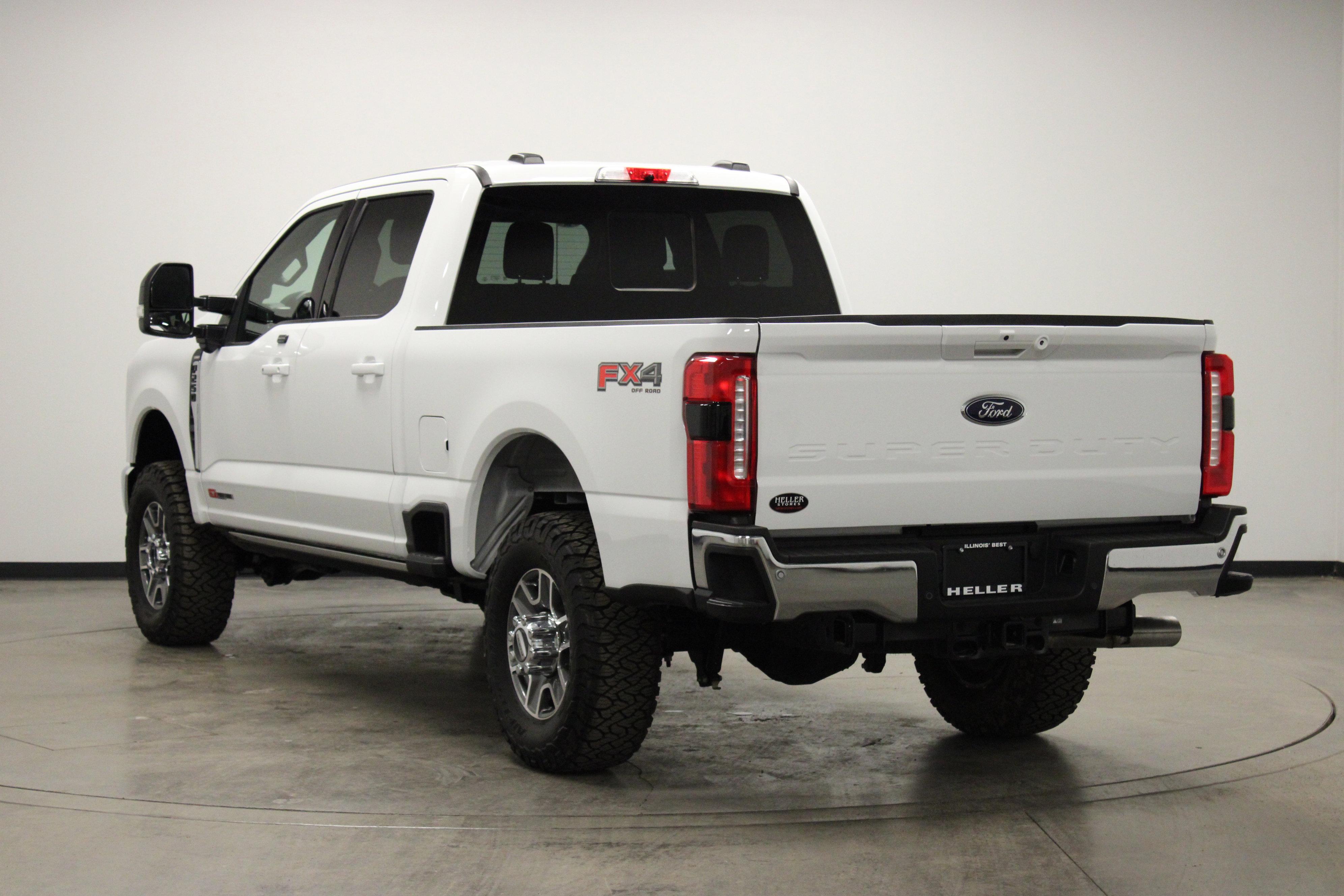Used 2025 Ford F250 Lariat image 6