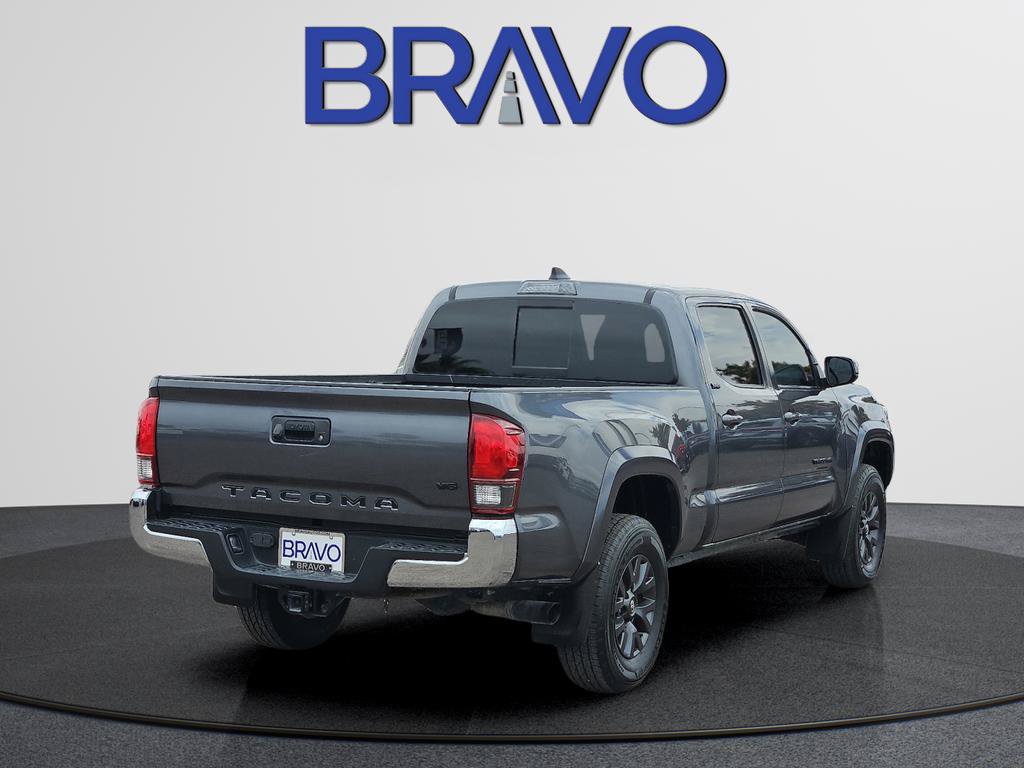 Used 2022 Toyota Tacoma SR5 RWD image 4