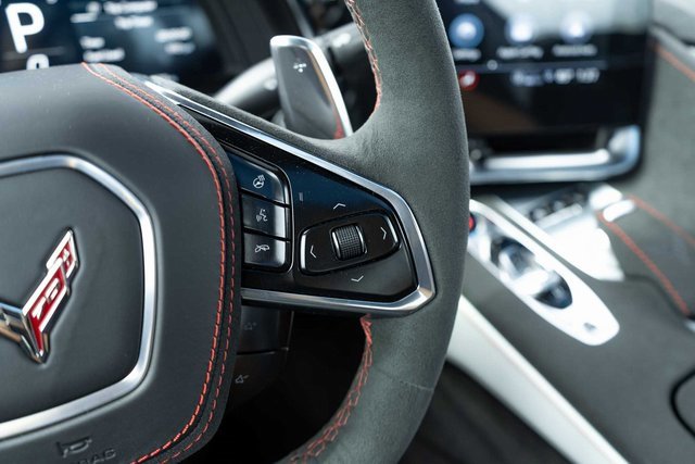 Used 2023 Chevrolet Corvette Stingray Premium Cpe w/ Z51 Performance Package image 20