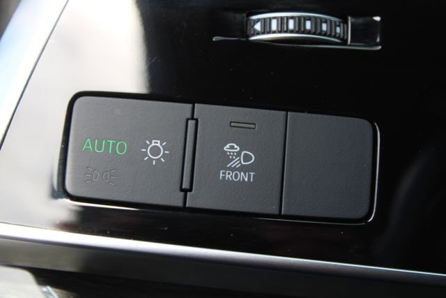Used 2022 Audi Q7 3.0T Premium Plus AWD/4WD image 26