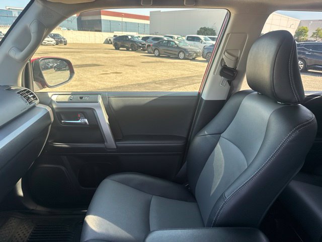 Used 2024 Toyota 4Runner SR5 Premium w/ Moonroof Package AWD/4WD image 39
