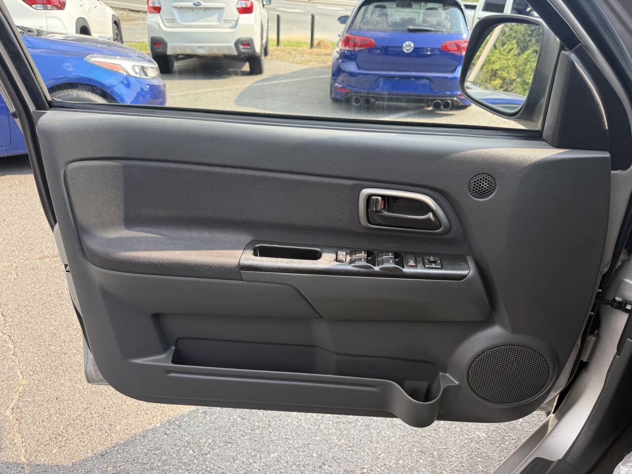 Used 2005 Chevrolet Colorado LS RWD image 21