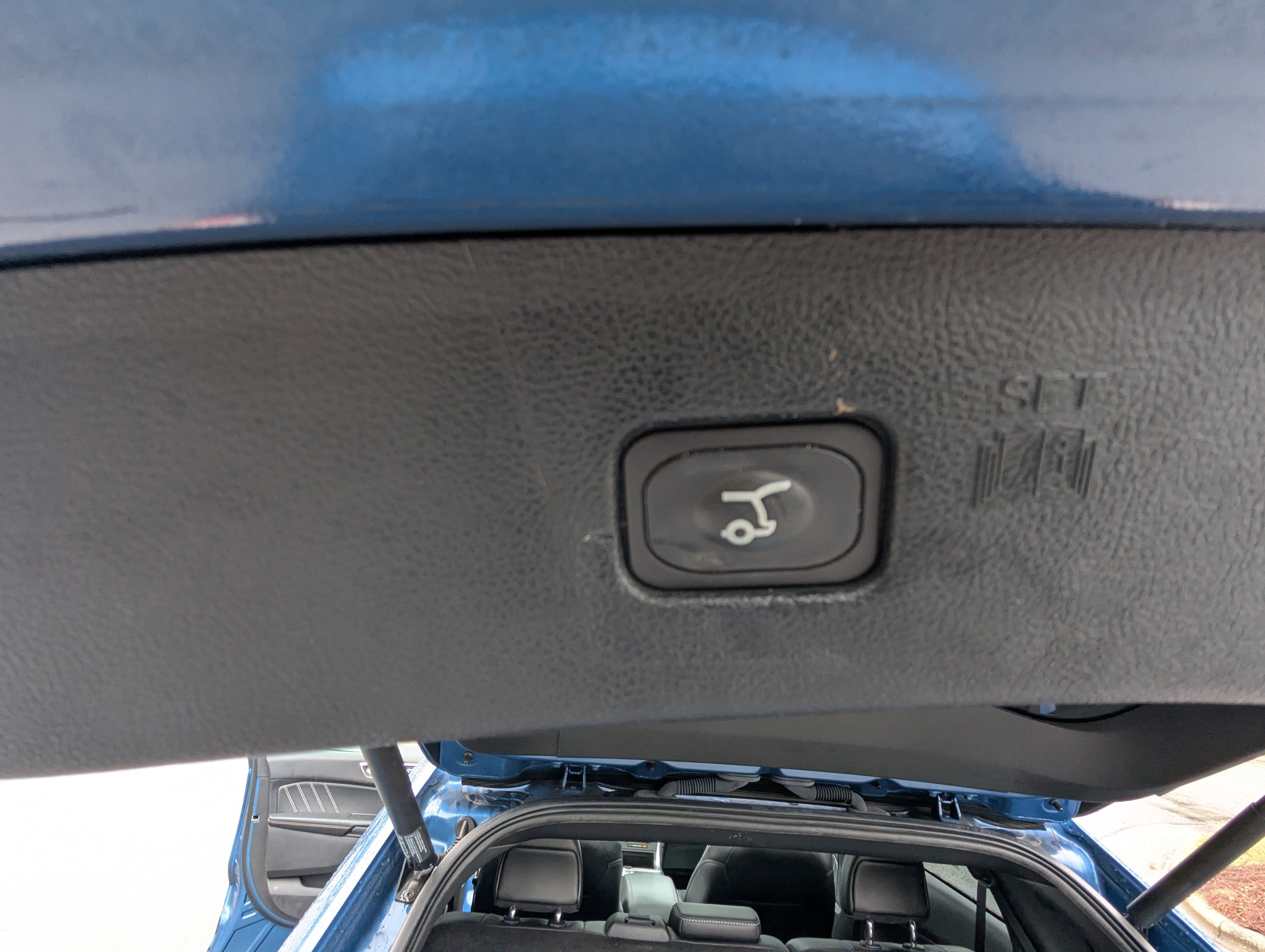 Used 2021 Ford Edge ST w/ Equipment Group 401A image 16