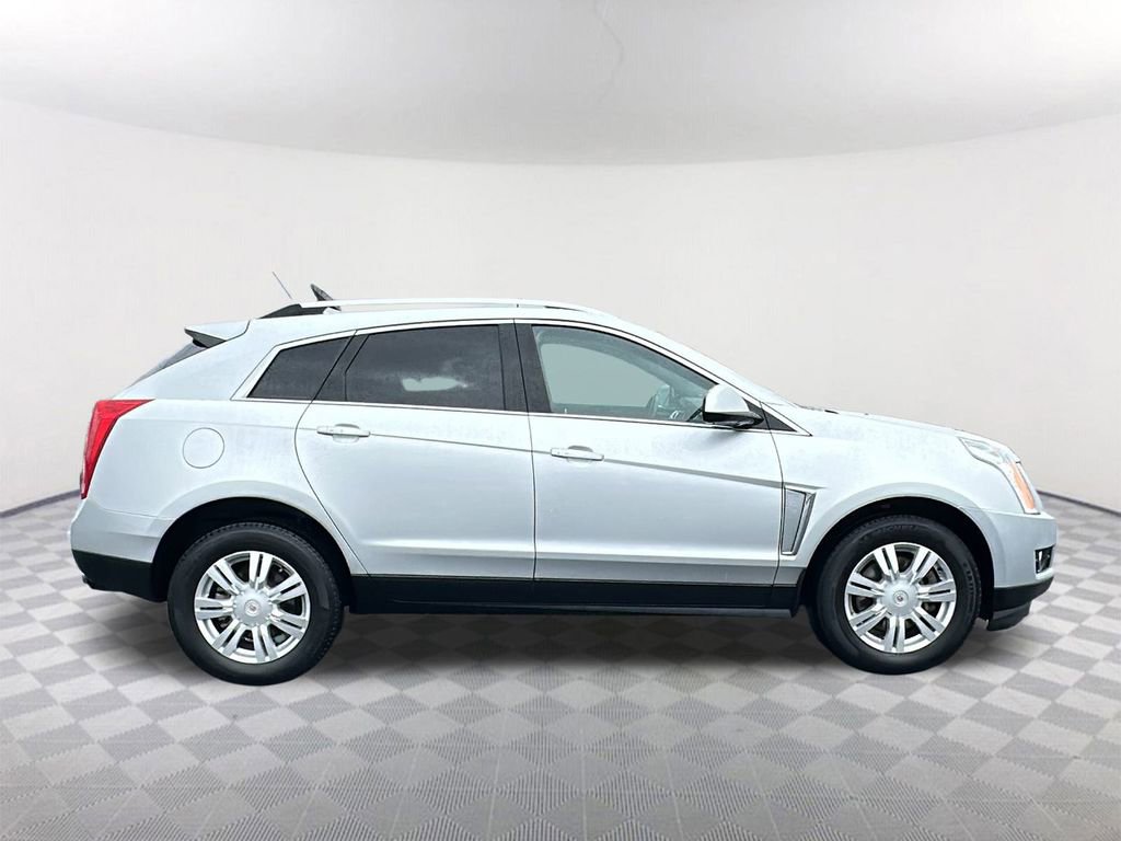Used 2015 Cadillac SRX Luxury w/ Driver Awareness Package image 6