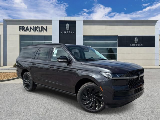 New 2026 Lincoln Navigator L Reserve w/ Jet Appearance Package AWD/4WD image 1