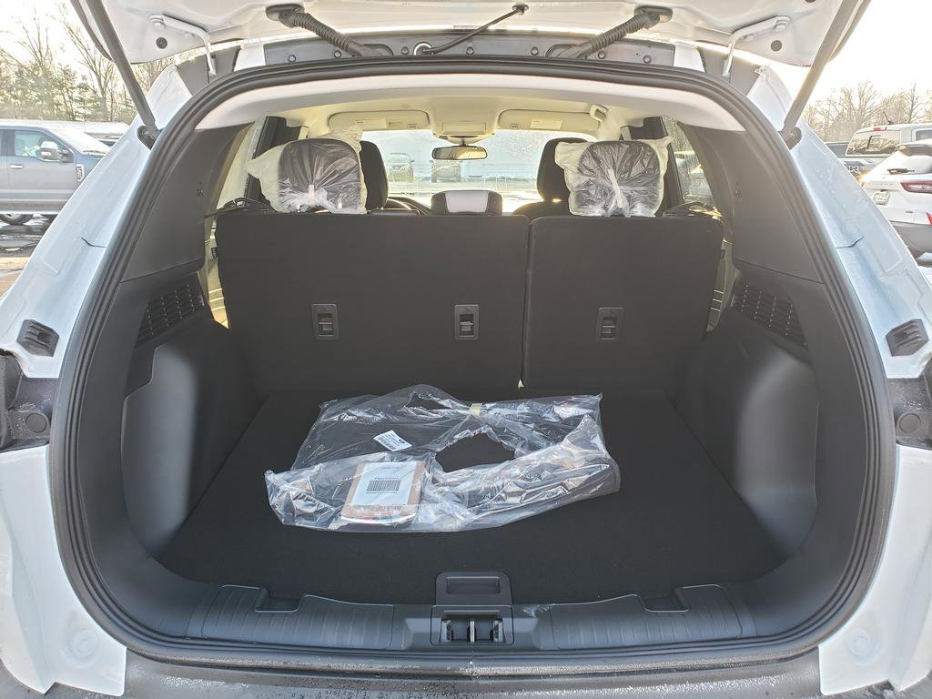 New 2026 Ford Escape Active AWD/4WD image 3