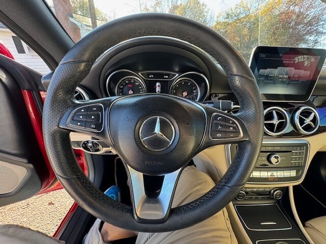 Used 2018 Mercedes-Benz CLA 250 4MATIC image 19