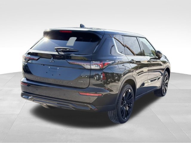 New 2026 Mitsubishi Outlander LE FWD image 5