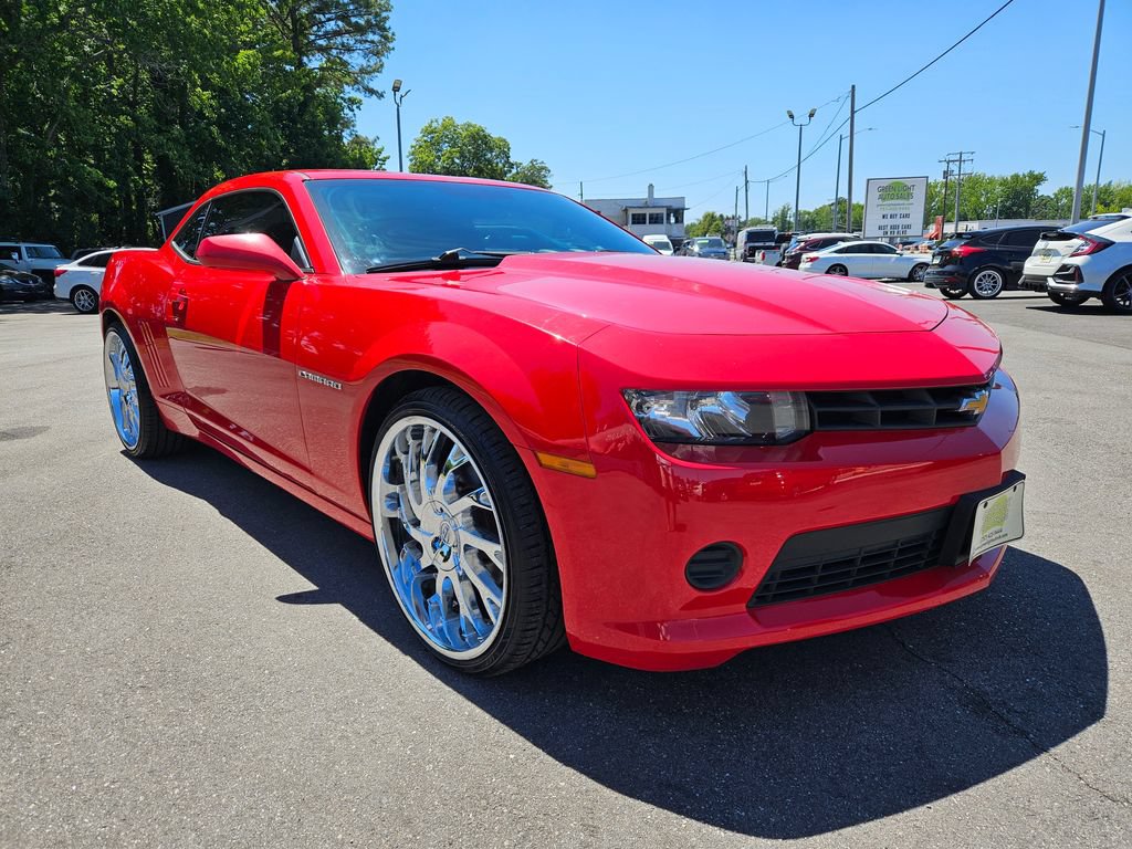 Used 2015 Chevrolet Camaro LS RWD image 3