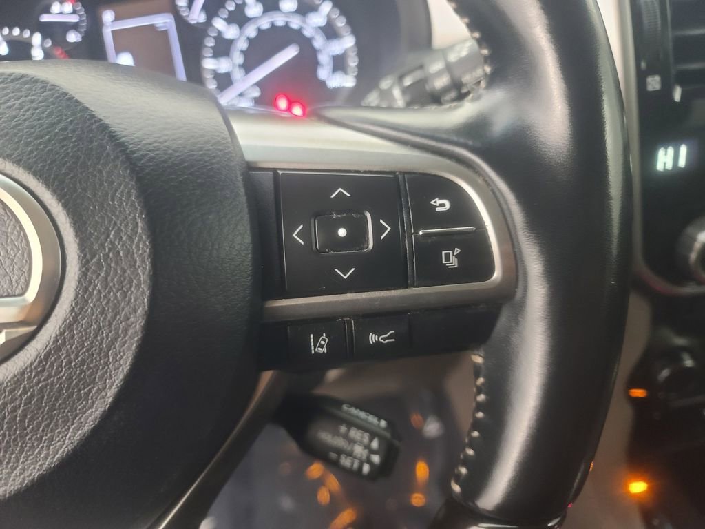 Used 2022 Lexus GX 460 Premium image 30
