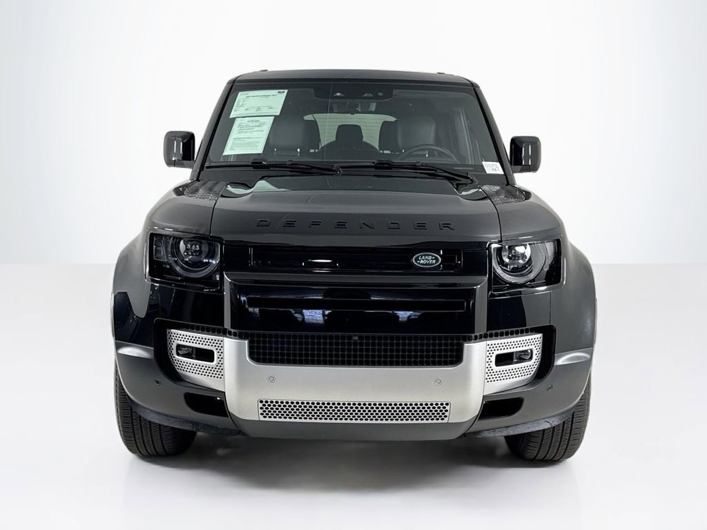 Used 2025 Land Rover Defender 130 S image 8