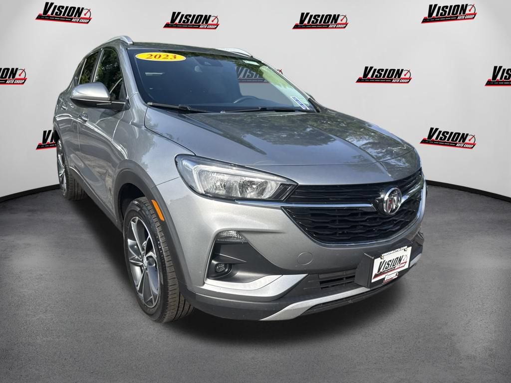 Used 2023 Buick Encore GX Select FWD image 3