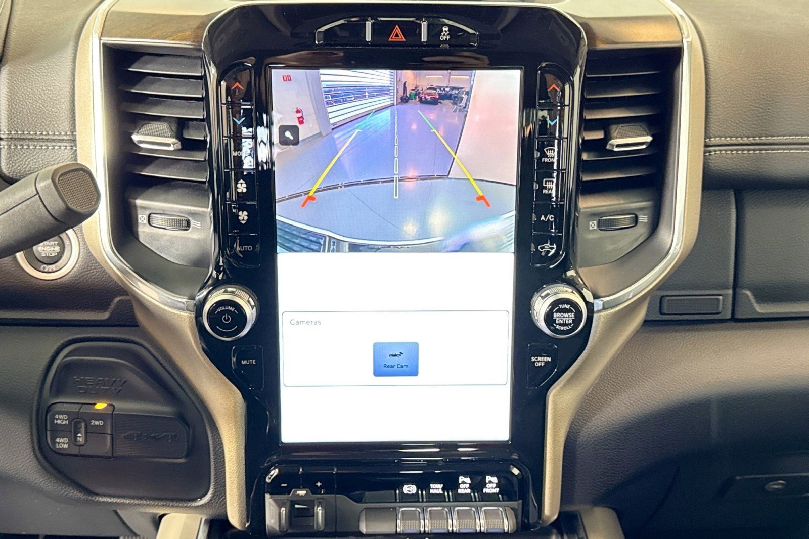 Used 2024 RAM 2500 Laramie image 14