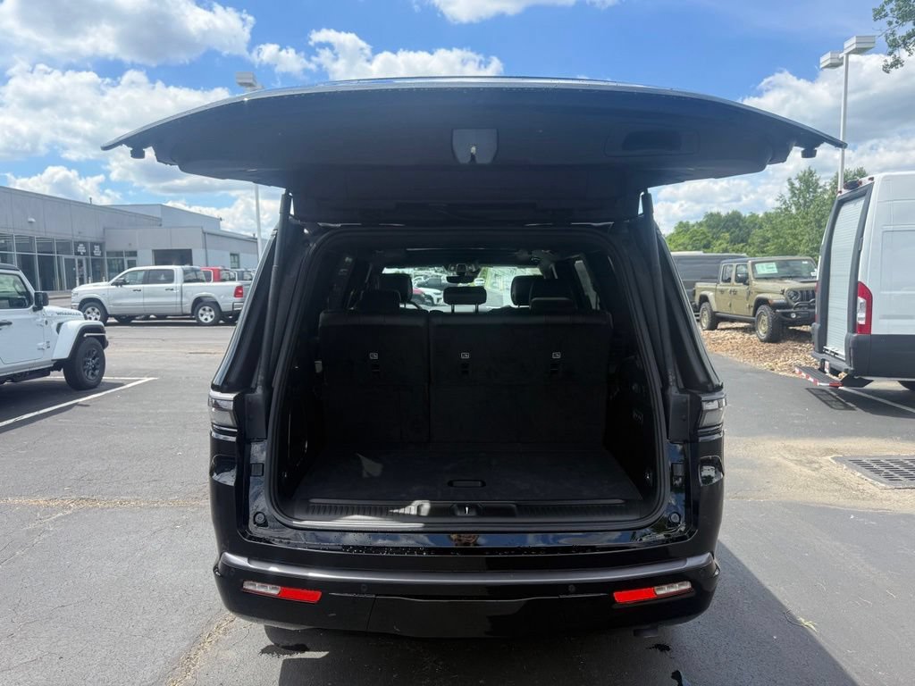 New 2026 Jeep Grand Wagoneer 4WD image 49